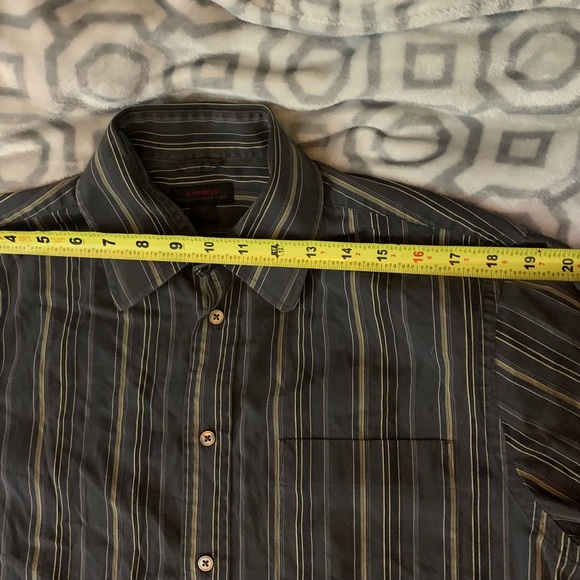 Men’s Express Button Down Top - Picture 7 of 9